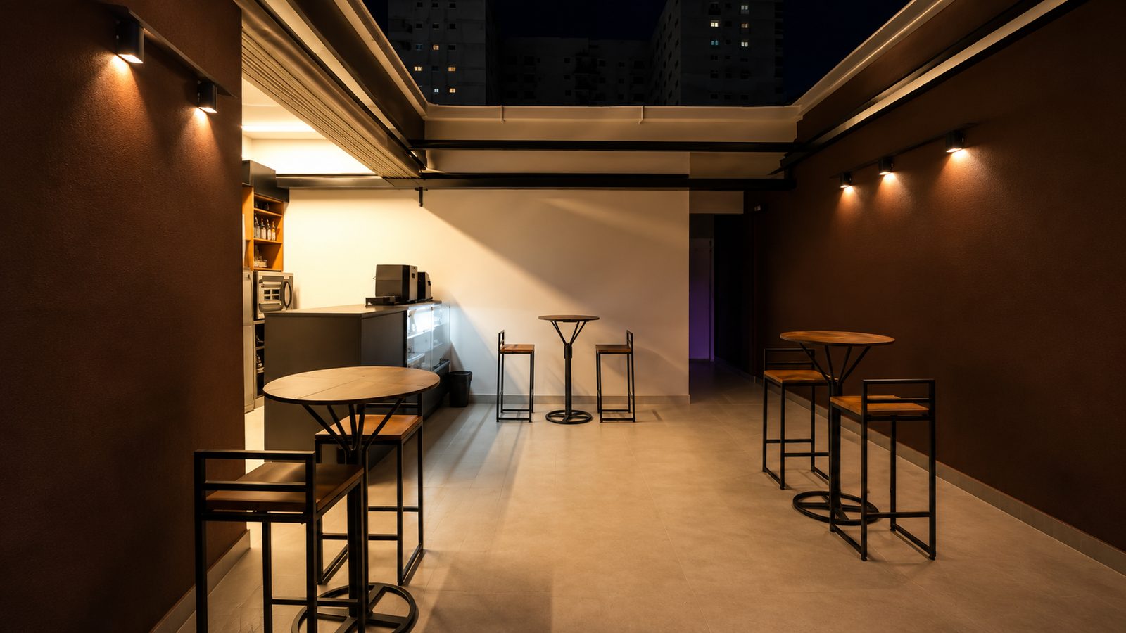 Bar & Cozinha — Mesas altas
